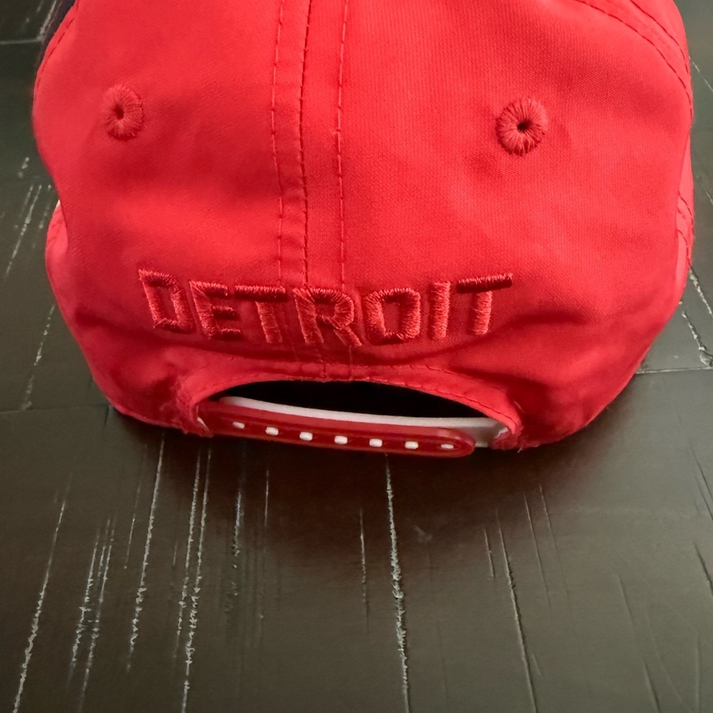 Detroit Red Wings Cap - Picture 2 of 2